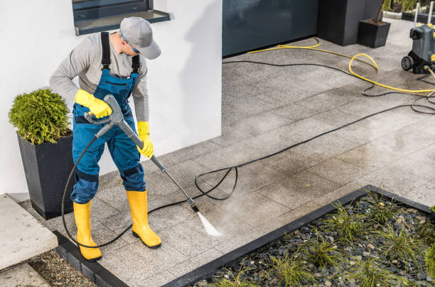 Why Choose Our Certified Pressure Washing Experts for Your Project Needs in Zephyrhills West, FL?