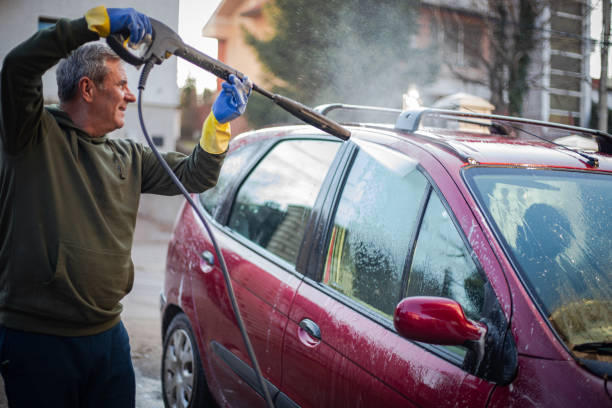 Pressure Washing Contractors in Zephyrhills West, FL
